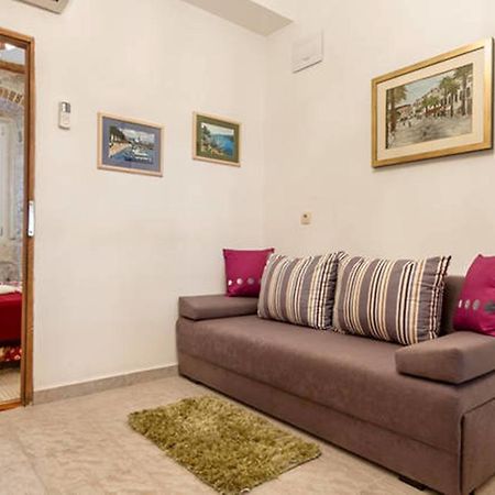 Apartments Emperor Oasis Спліт Екстер'єр фото